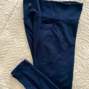 Danskin medium dark blue yoga pant NWOT
